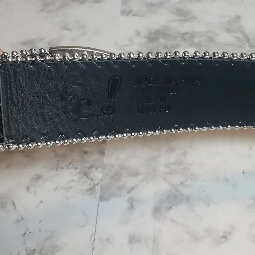 Rue21 Black Belt‎